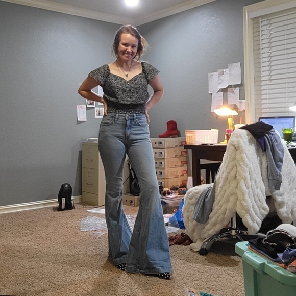 Wrangler Light Blue Flare Bell Bottom Jeans - Picture 3 of 7